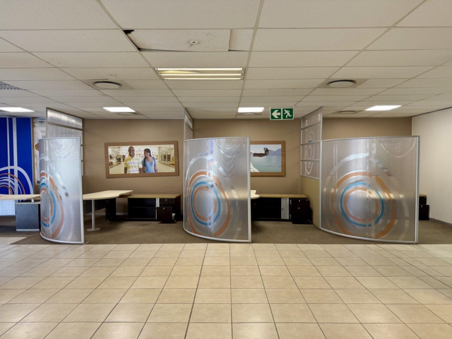 To Let commercial Property for Rent in Woodstock Western Cape